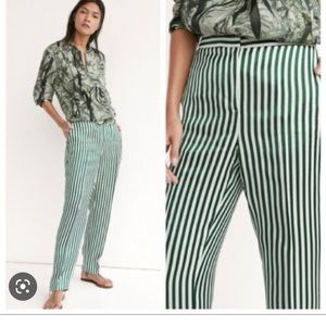 Massimo Dutti Green Stripped Pants. Size 6/ 38